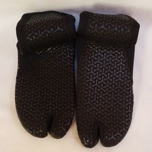 O'Neil 3mm Split Toe Ninja Boot Wetsuit Booty Sz 3